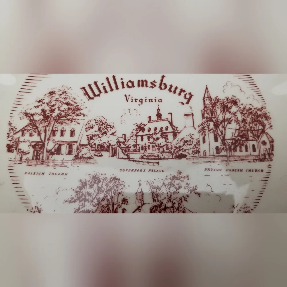 Vintage Souvenir Plate Williamsburg VA